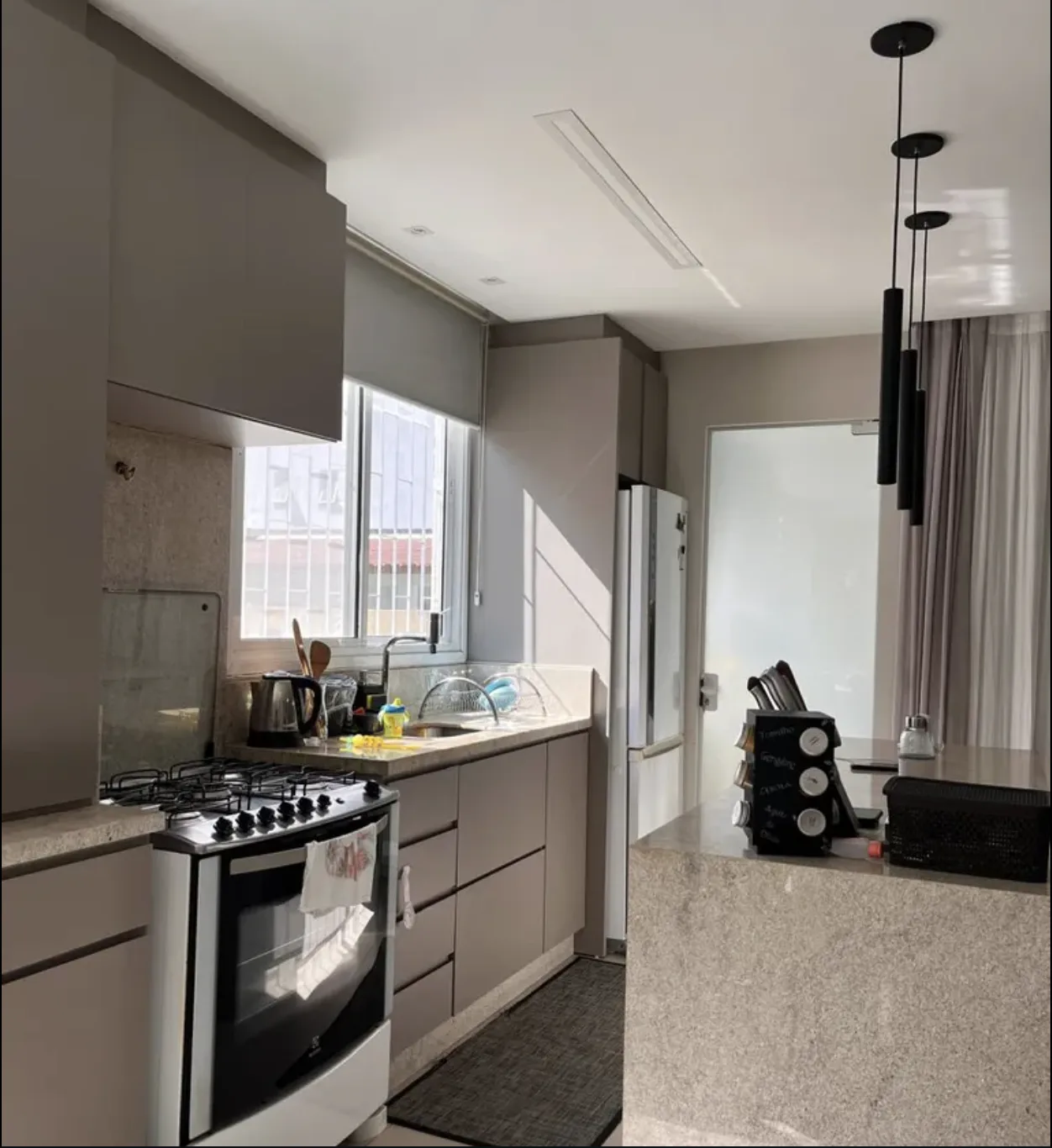 Jardim Rio Vermelho: Premium House with Solar Energy in Florianópolis