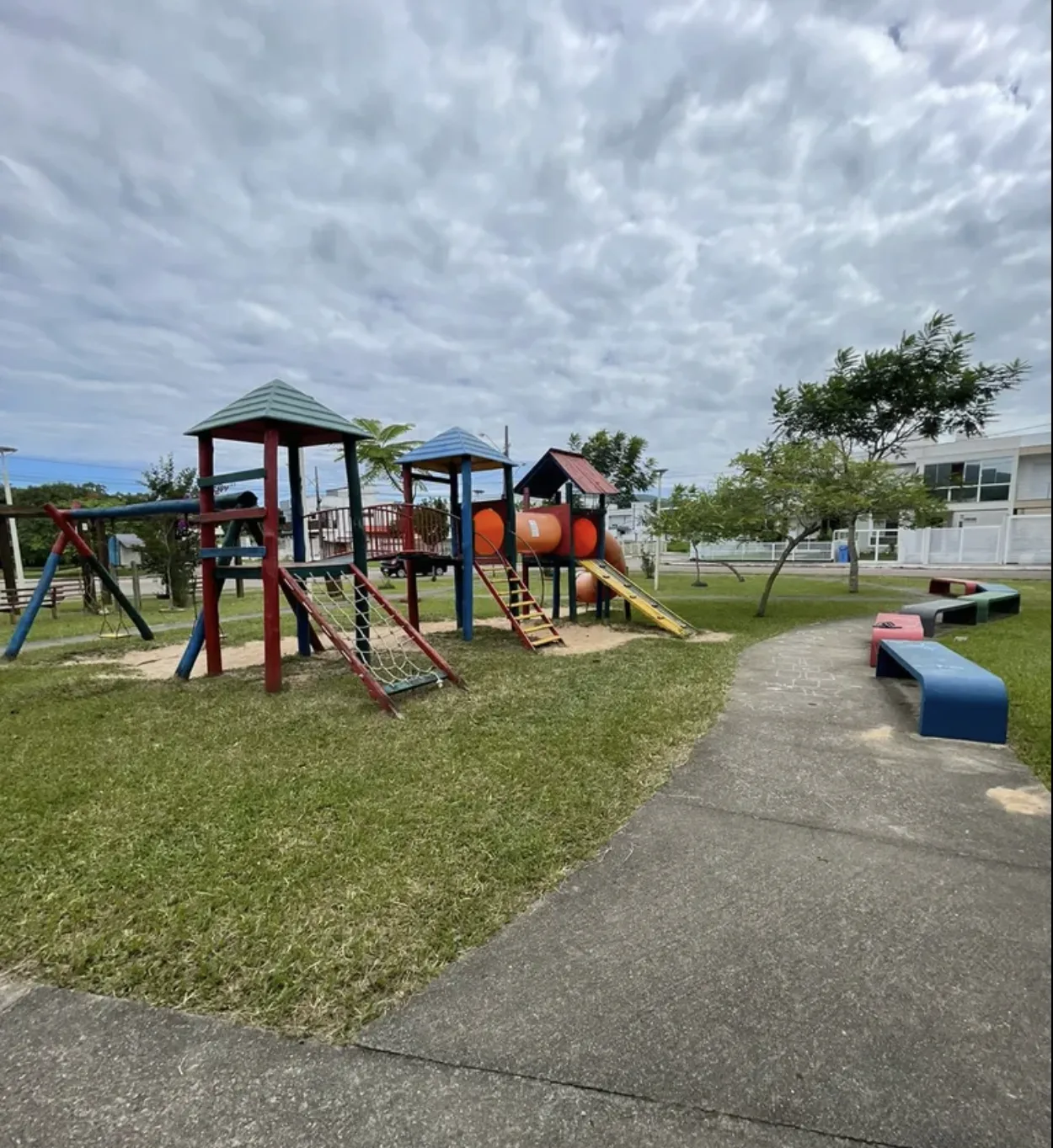 Jardim Rio Vermelho: Premium House with Solar Energy in Florianópolis