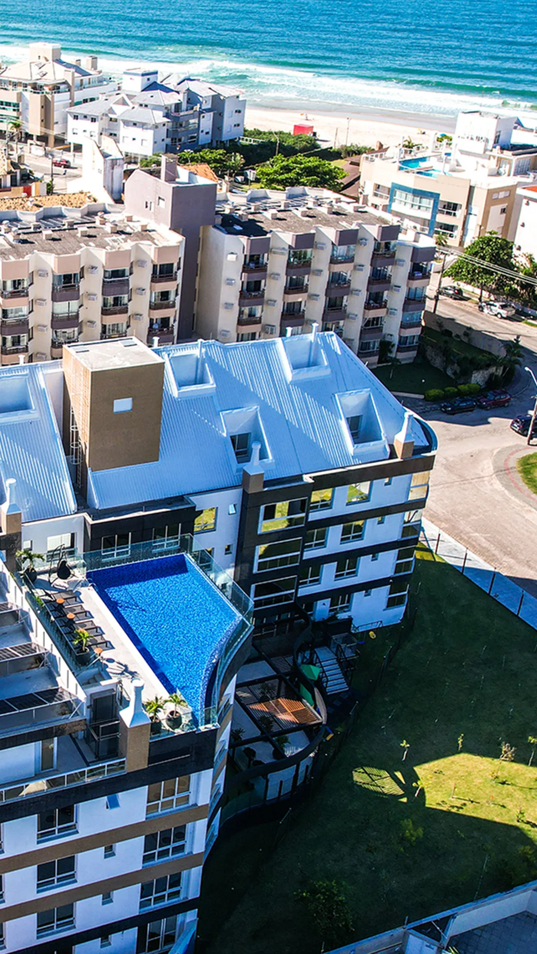 Gaivotas Golden: Premium Residence in Ingleses