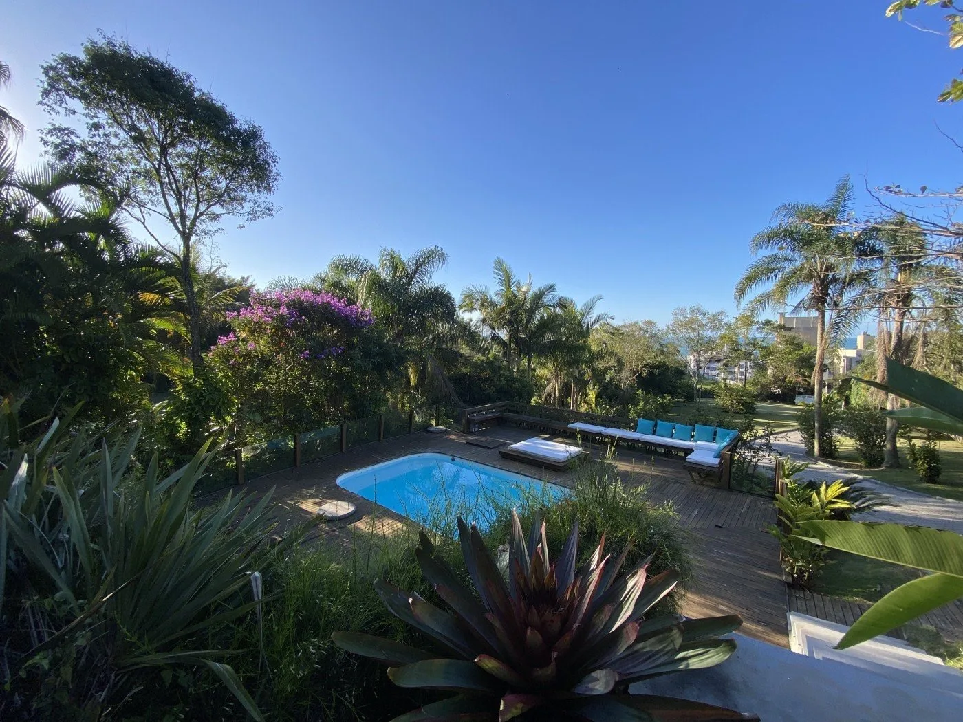 Canasjurerê Estate: Ultra-Luxury House in Florianópolis