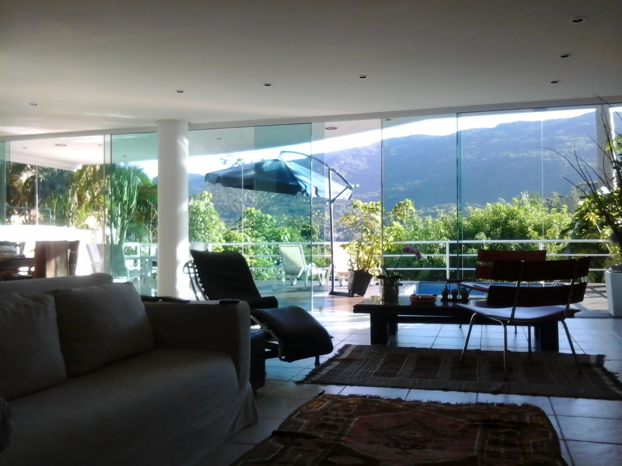 Ultra-Luxury Contemporary Residence in Lagoa da Conceição, Florianópolis