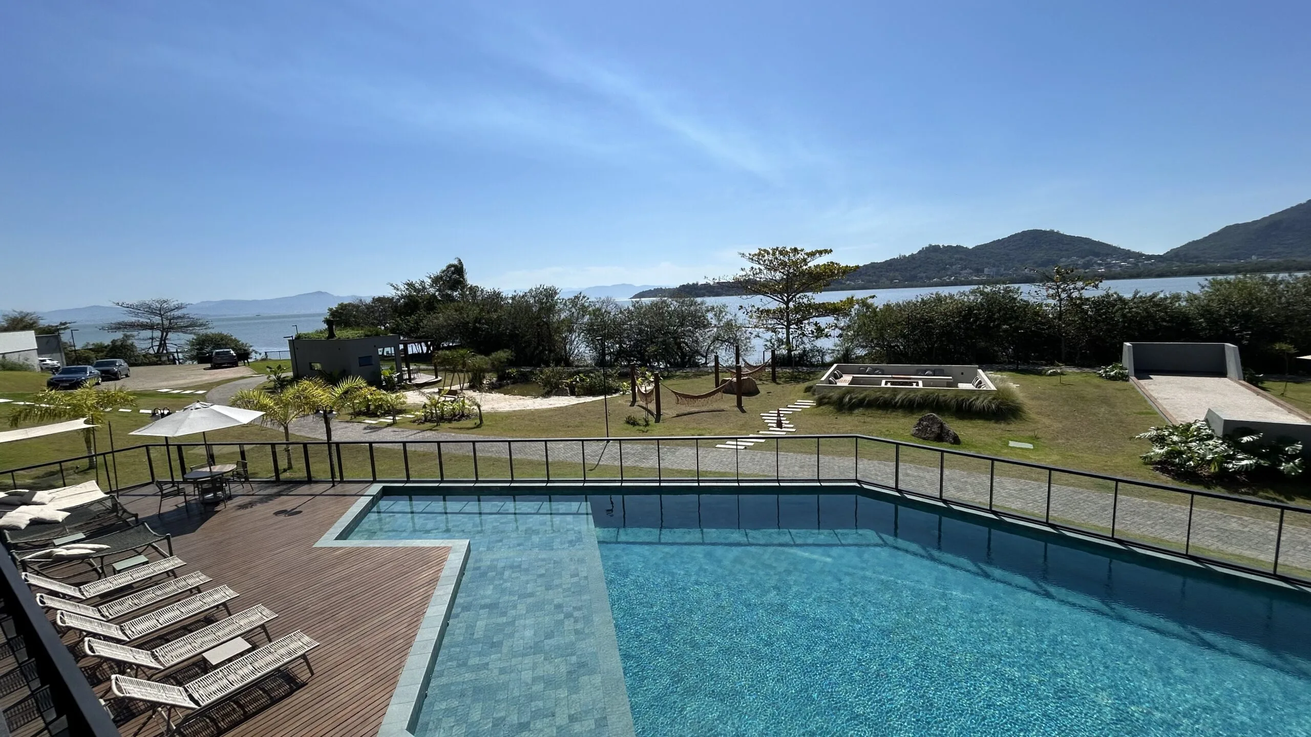 Felipe Moraes Residence Club: Luxury Apartment with Ocean Views in João Paulo