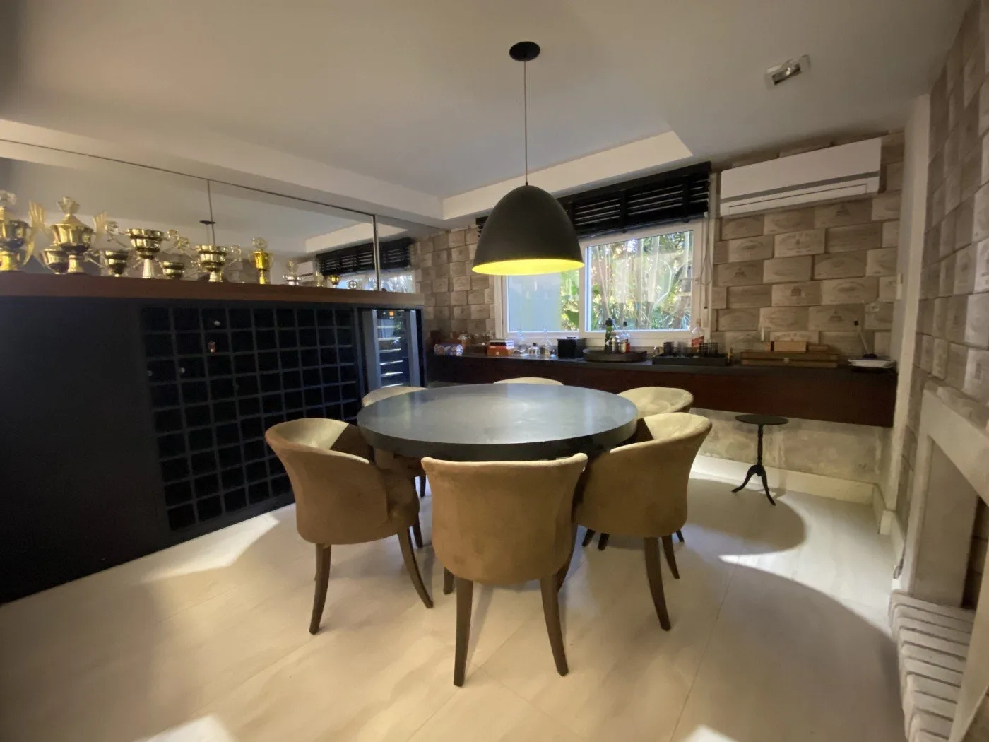 Canasjurerê Estate: Ultra-Luxury House in Florianópolis