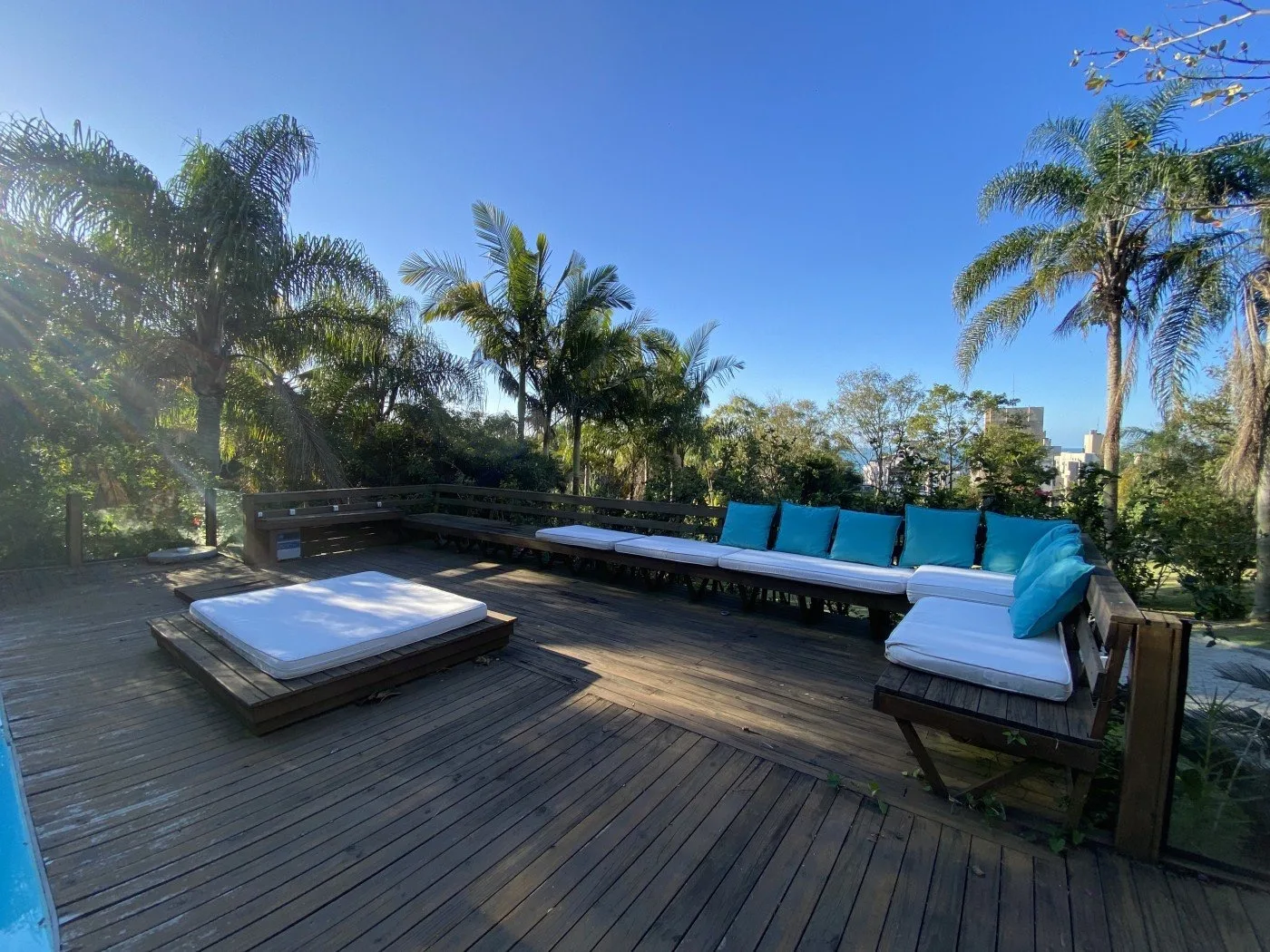 Canasjurerê Estate: Ultra-Luxury House in Florianópolis