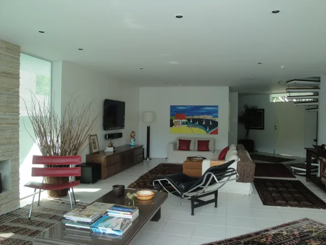 Ultra-Luxury Contemporary Residence in Lagoa da Conceição, Florianópolis