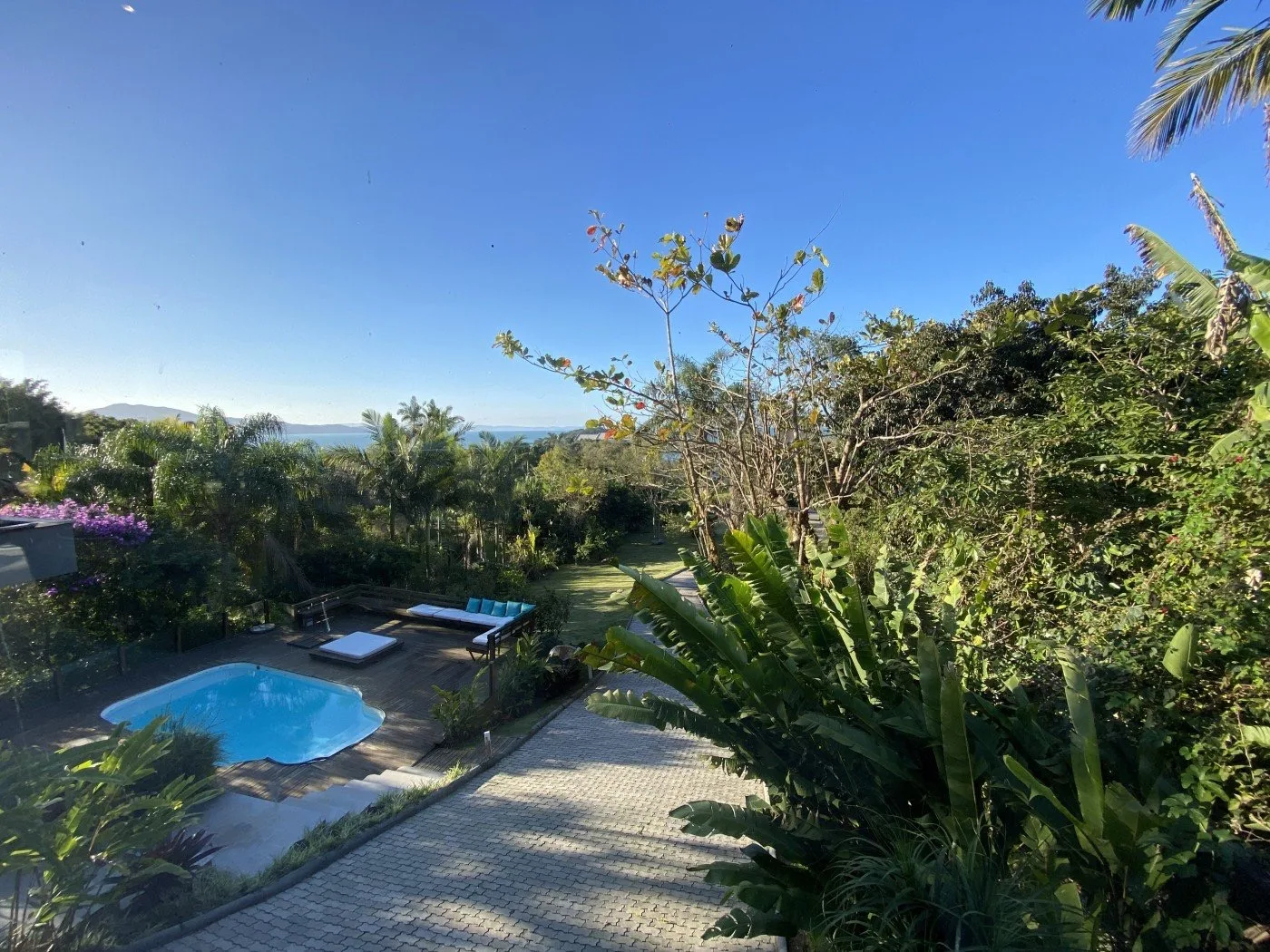 Canasjurerê Estate: Ultra-Luxury House in Florianópolis