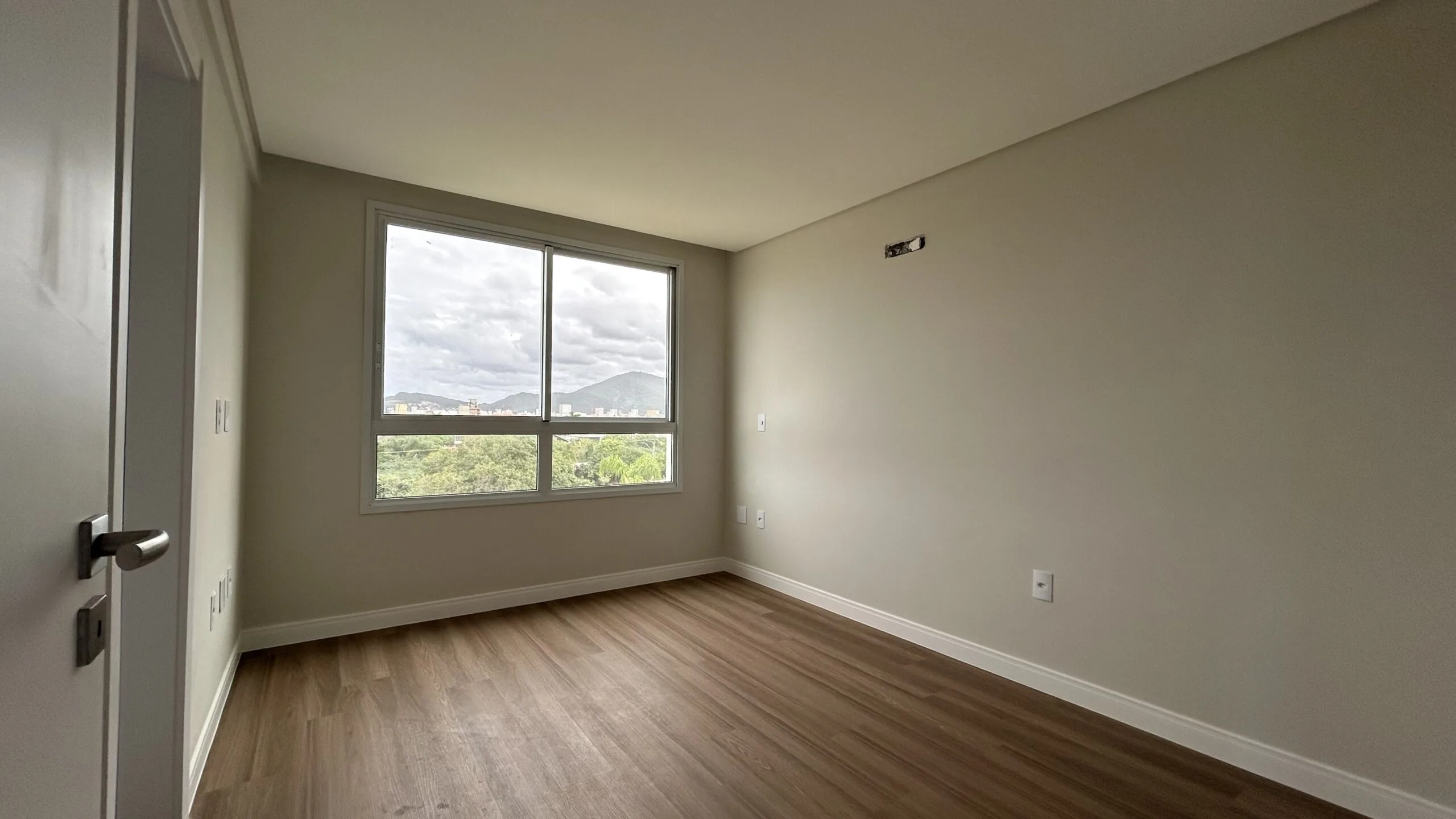 Gaivotas Golden Residence: Premium Duplex with Ocean Views in Florianópolis