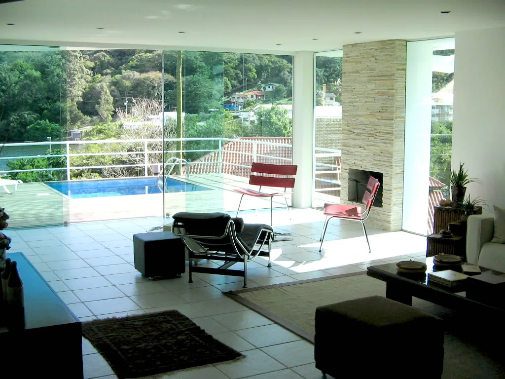 Ultra-Luxury Contemporary Residence in Lagoa da Conceição, Florianópolis
