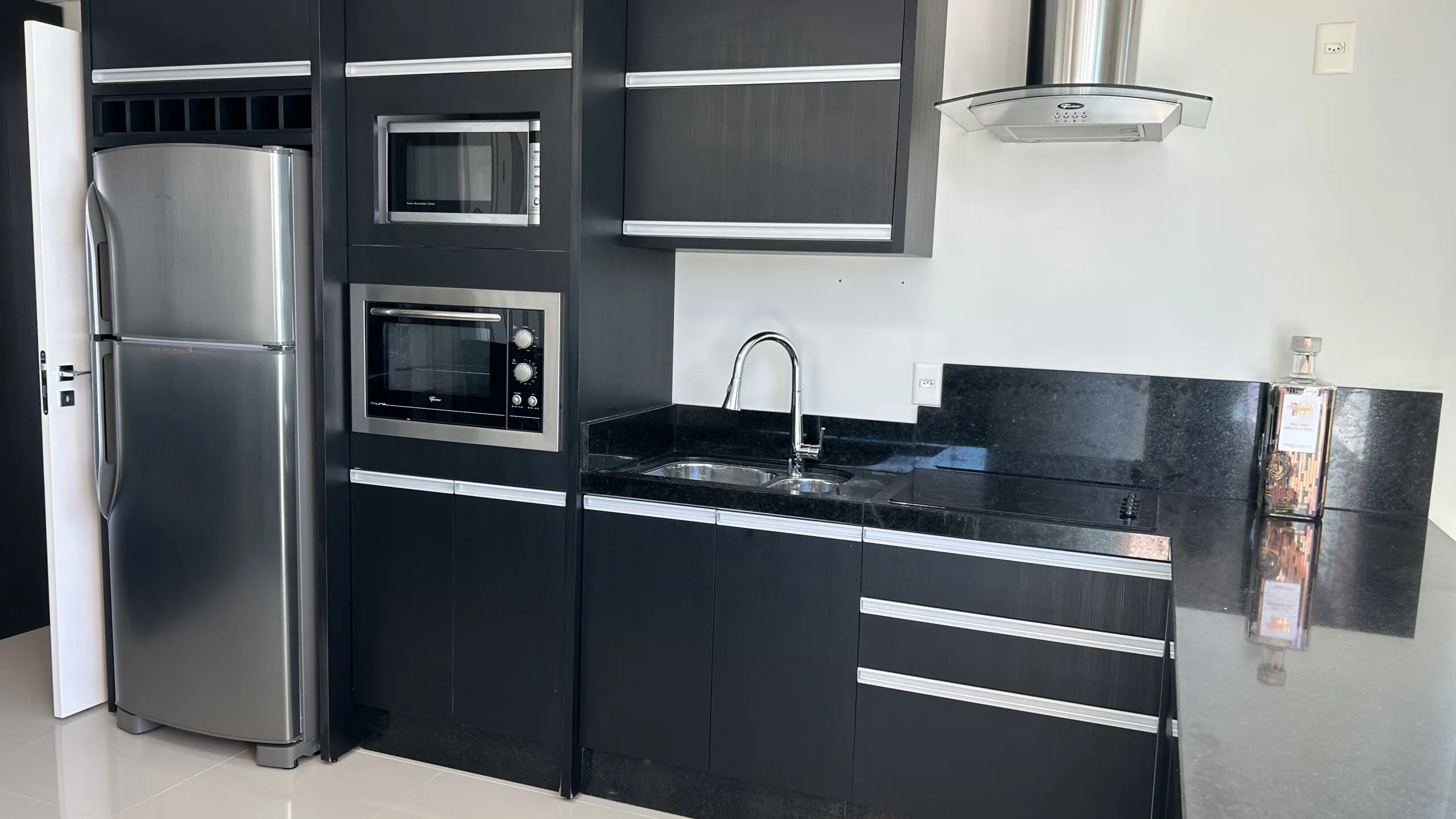 Marina Residence: Luxury House with Oceanview in Balneário Camboriú