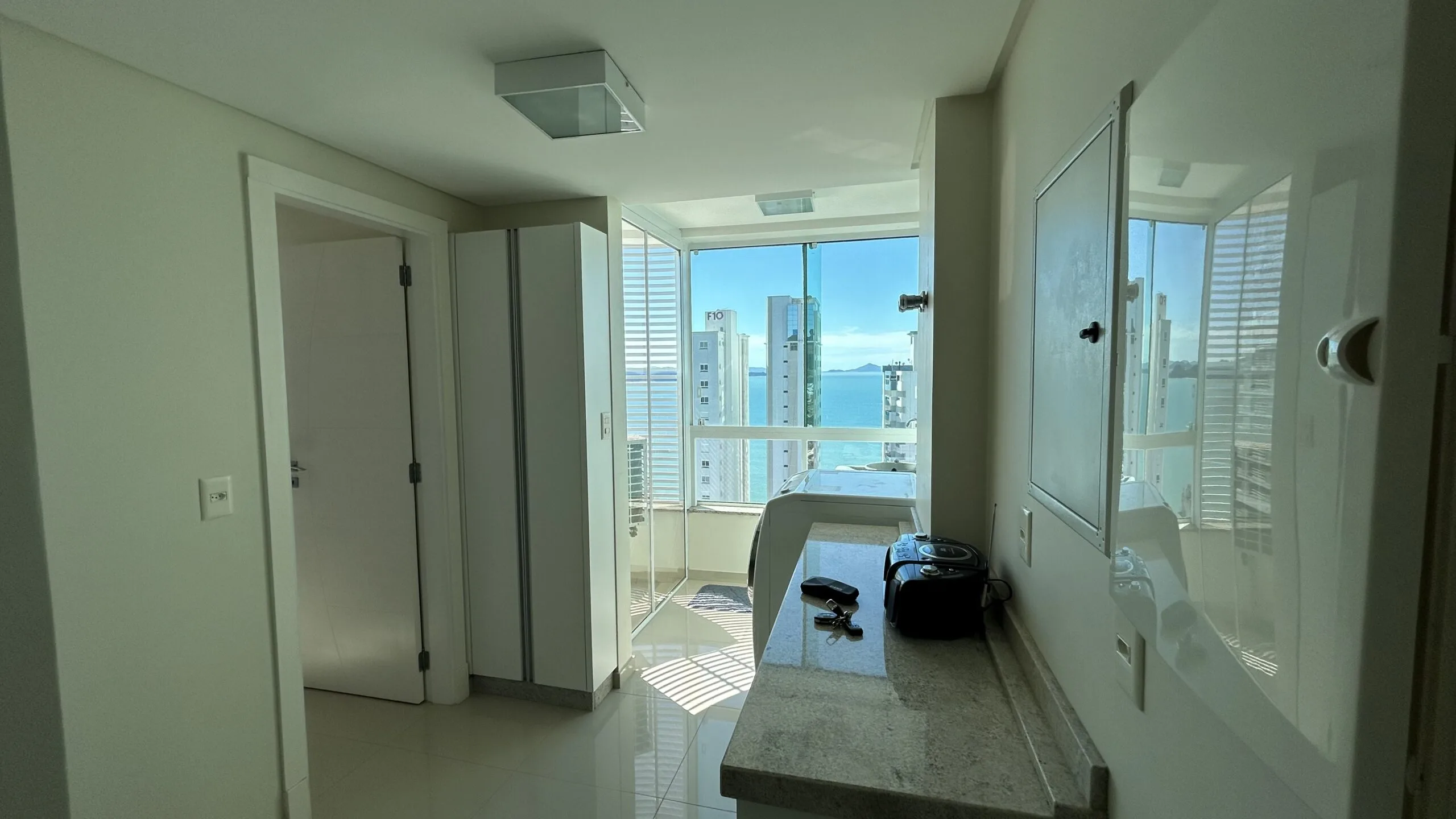 Marina Residence: Luxury House with Oceanview in Balneário Camboriú