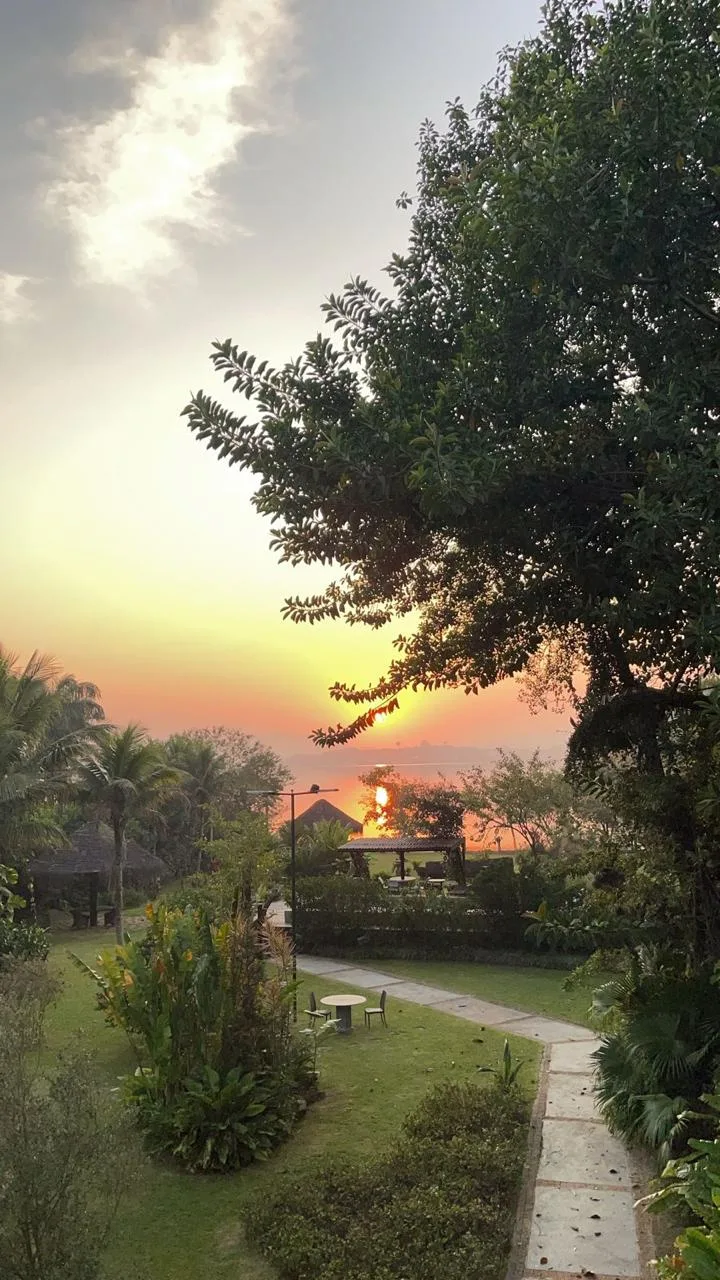 Canto da Lagoa: Ultra-Luxury Waterfront Estate with Private Pier in Florianópolis