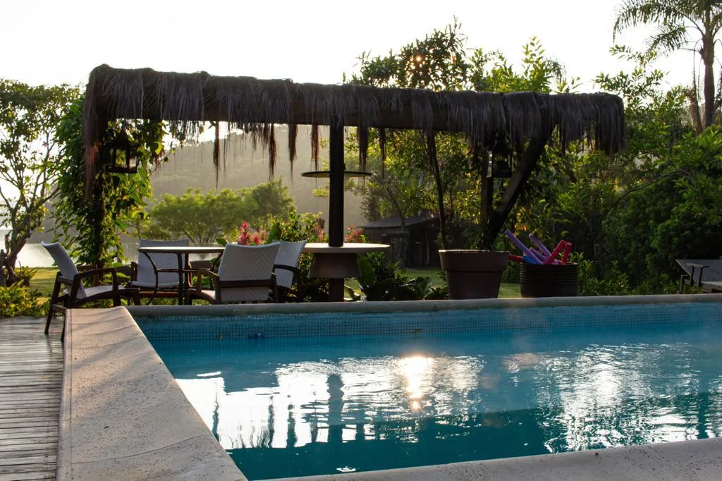 Canto da Lagoa: Ultra-Luxury Waterfront Estate with Private Pier in Florianópolis