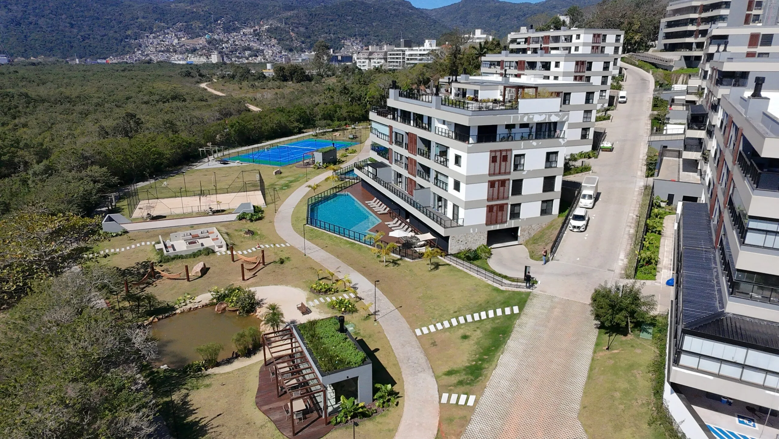 Felipe Moraes Residence Club: Luxury Apartment with Ocean Views in João Paulo