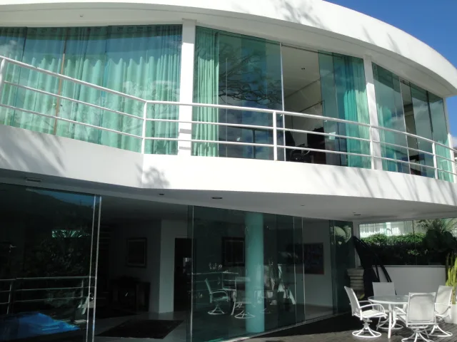 Ultra-Luxury Contemporary Residence in Lagoa da Conceição, Florianópolis