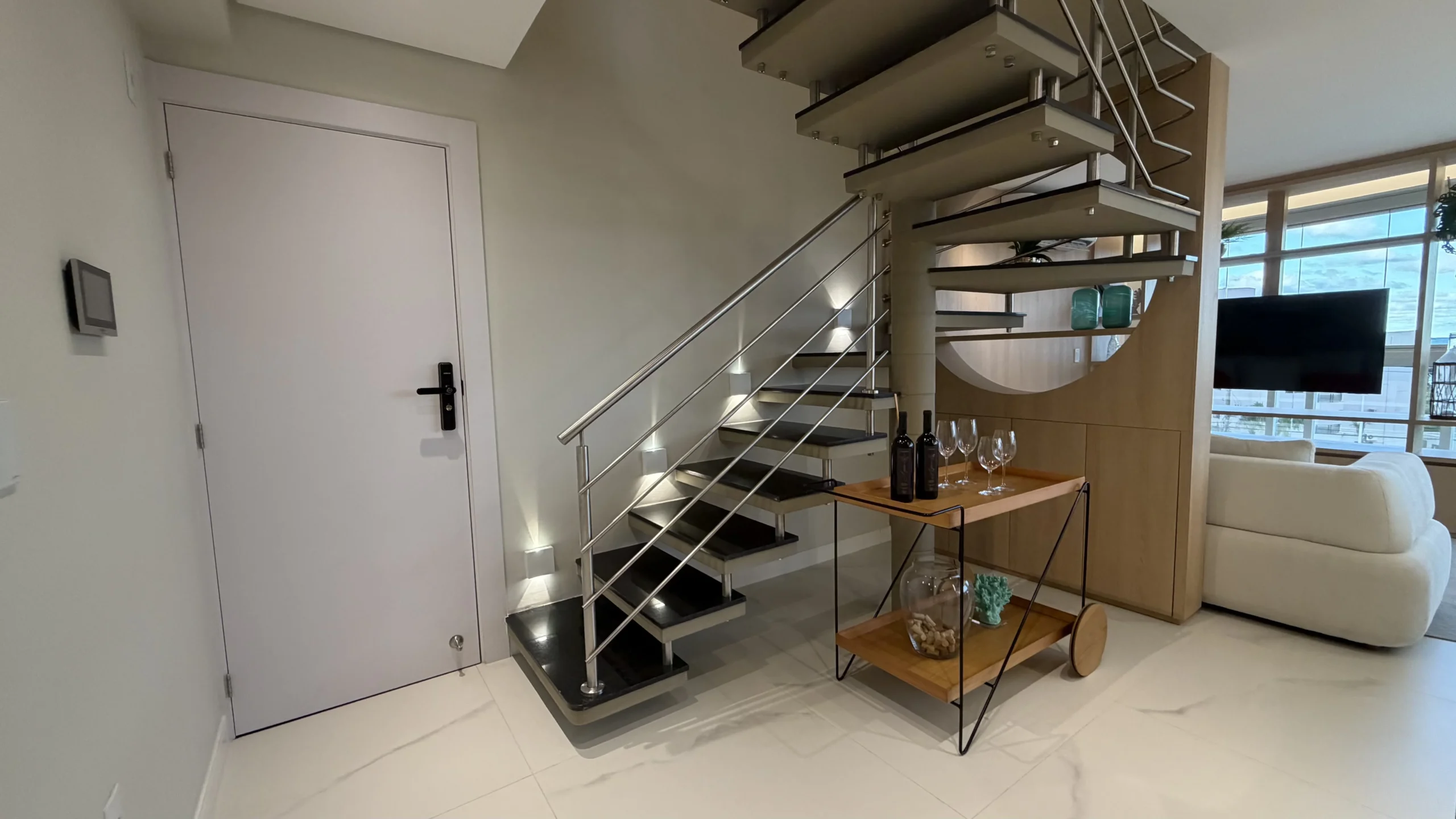 Gaivotas Golden Residence: Premium Duplex with Ocean Views in Ingleses