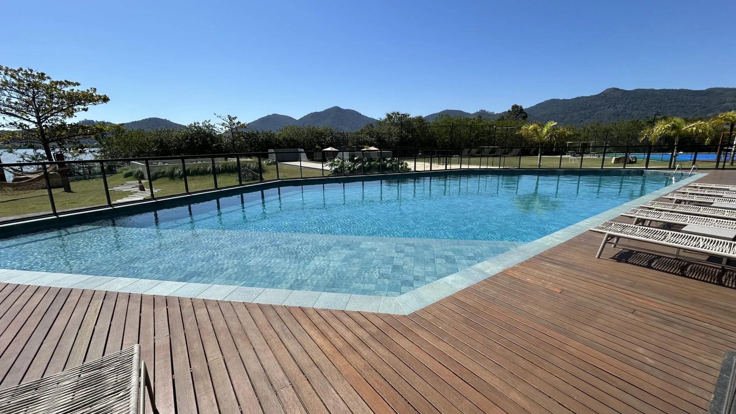 Felipe Moraes Residence Club: Luxury Apartment with Ocean Views in João Paulo