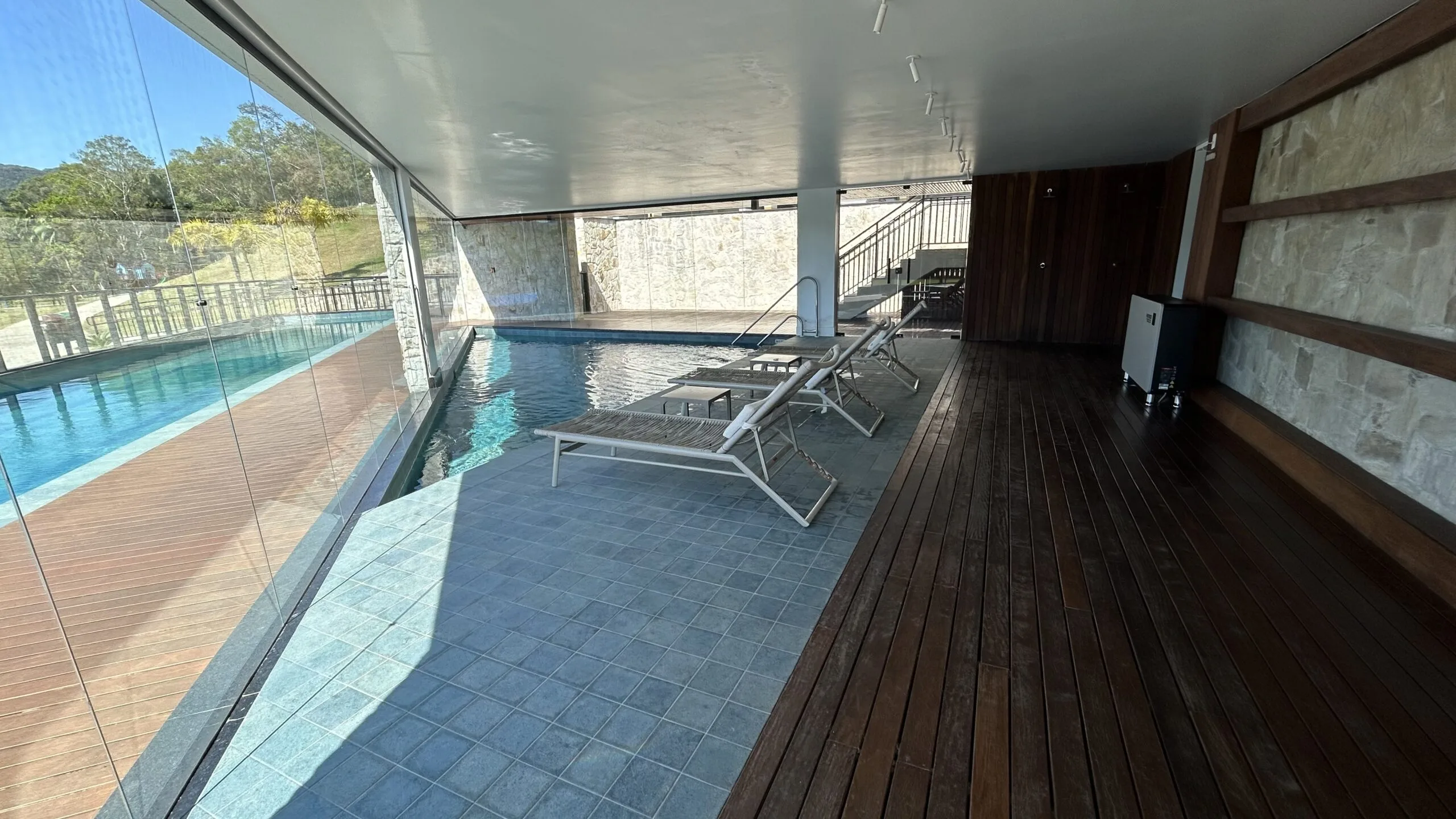 Felipe Moraes Residence Club: Luxury Apartment with Ocean Views in João Paulo