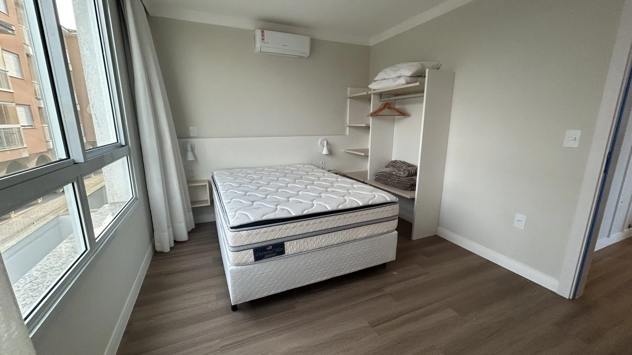 Gaivotas Golden Residence: Premium Apartment with Ocean View in Ingleses