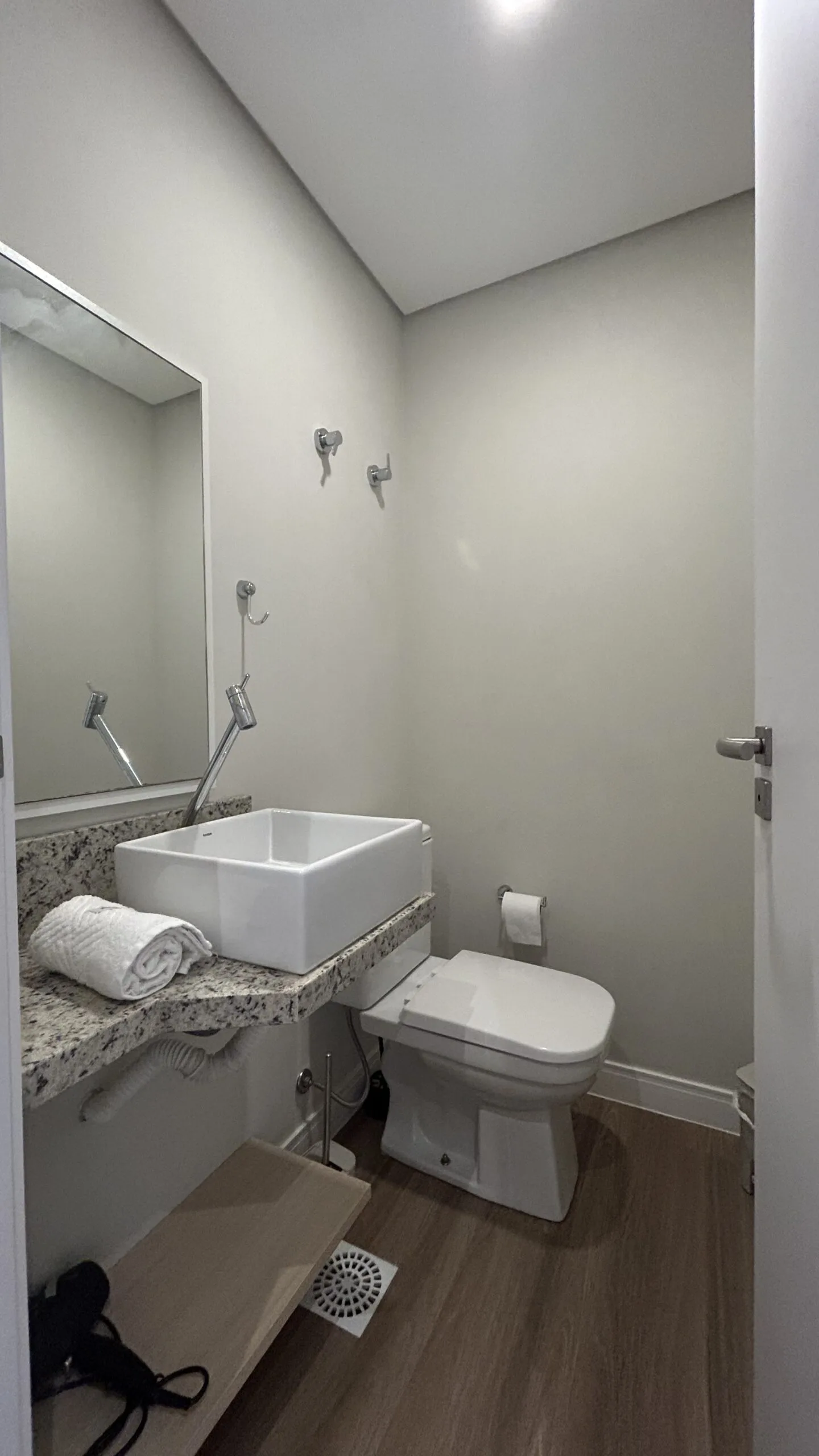 Gaivotas Golden Residence: Premium Apartment with Ocean View in Ingleses