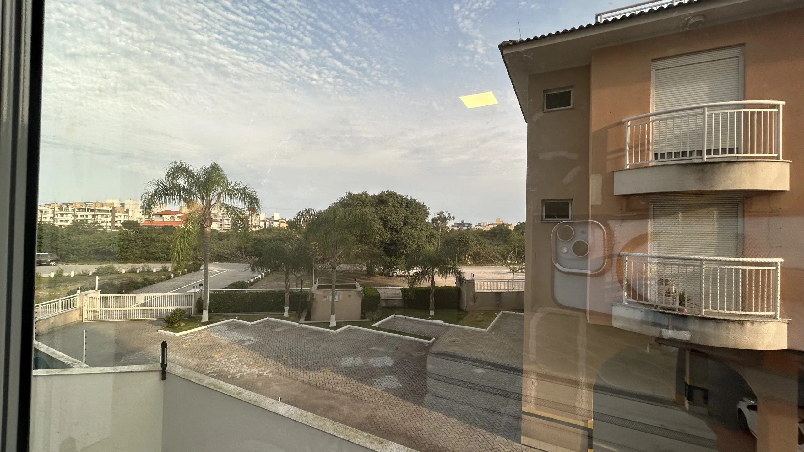 Gaivotas Golden Residence: Premium Apartment with Ocean View in Ingleses