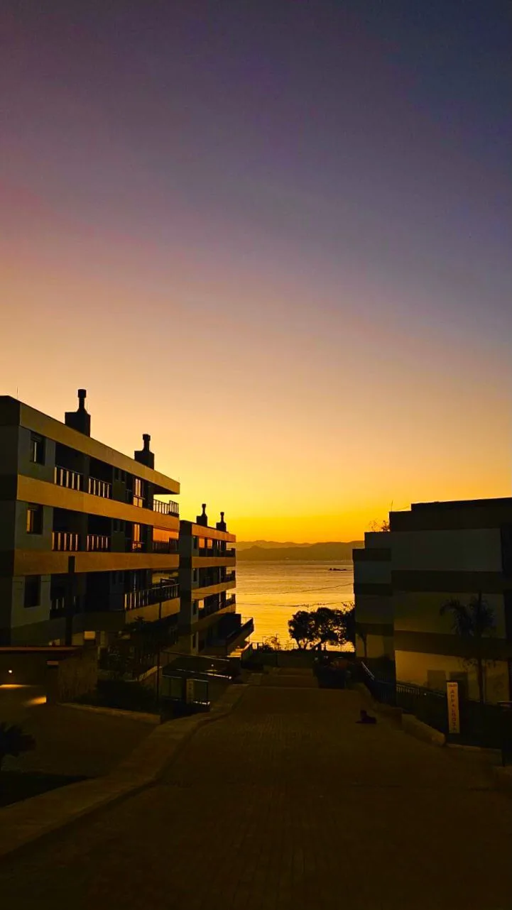 Felipe Moraes Residence Club: Luxury Apartment with Ocean Views in João Paulo