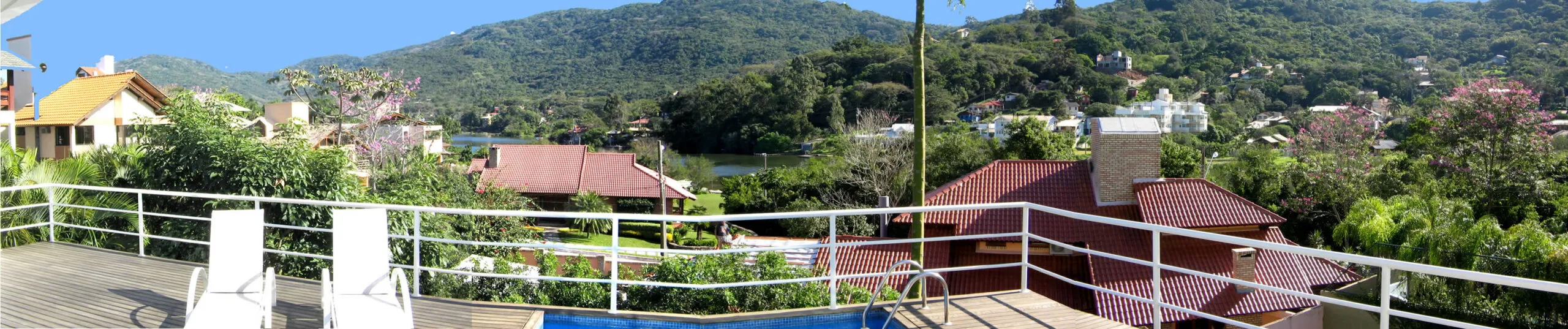 Ultra-Luxury Contemporary Residence in Lagoa da Conceição, Florianópolis