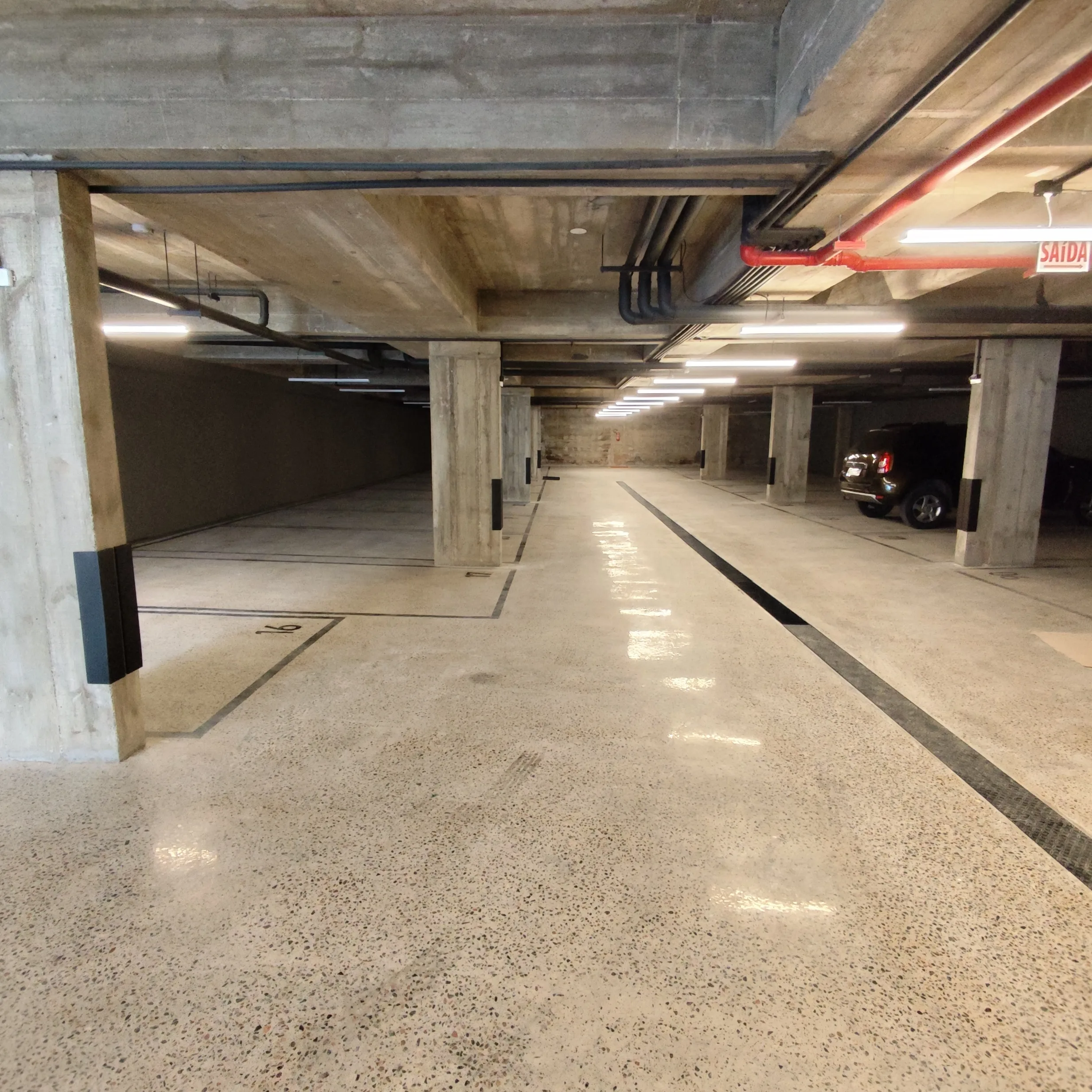 Premium Apartment with Rooftop Pool in Florianópolis