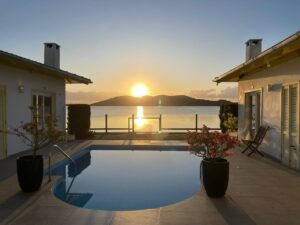 Casa beira da lagoa Florianópolis