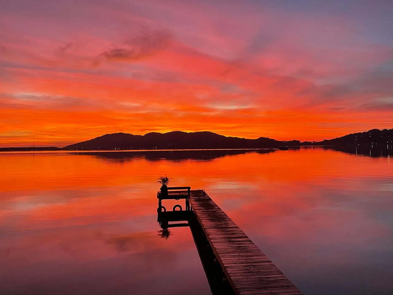 Casa 360°: Ultra-Luxury Waterfront Villa with Private Pier in Florianópolis