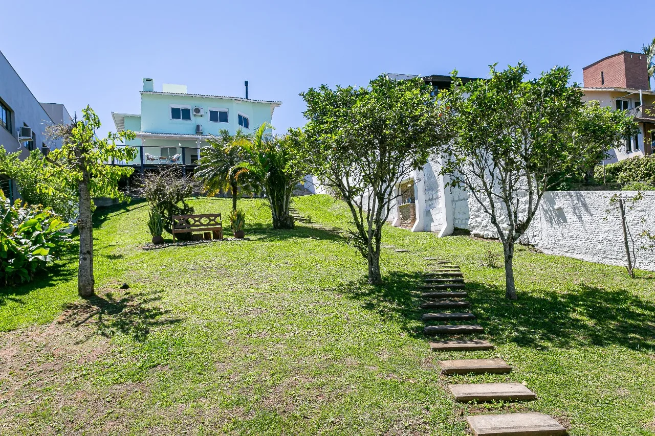 Premium Residence with Panoramic Ocean Views in Centro