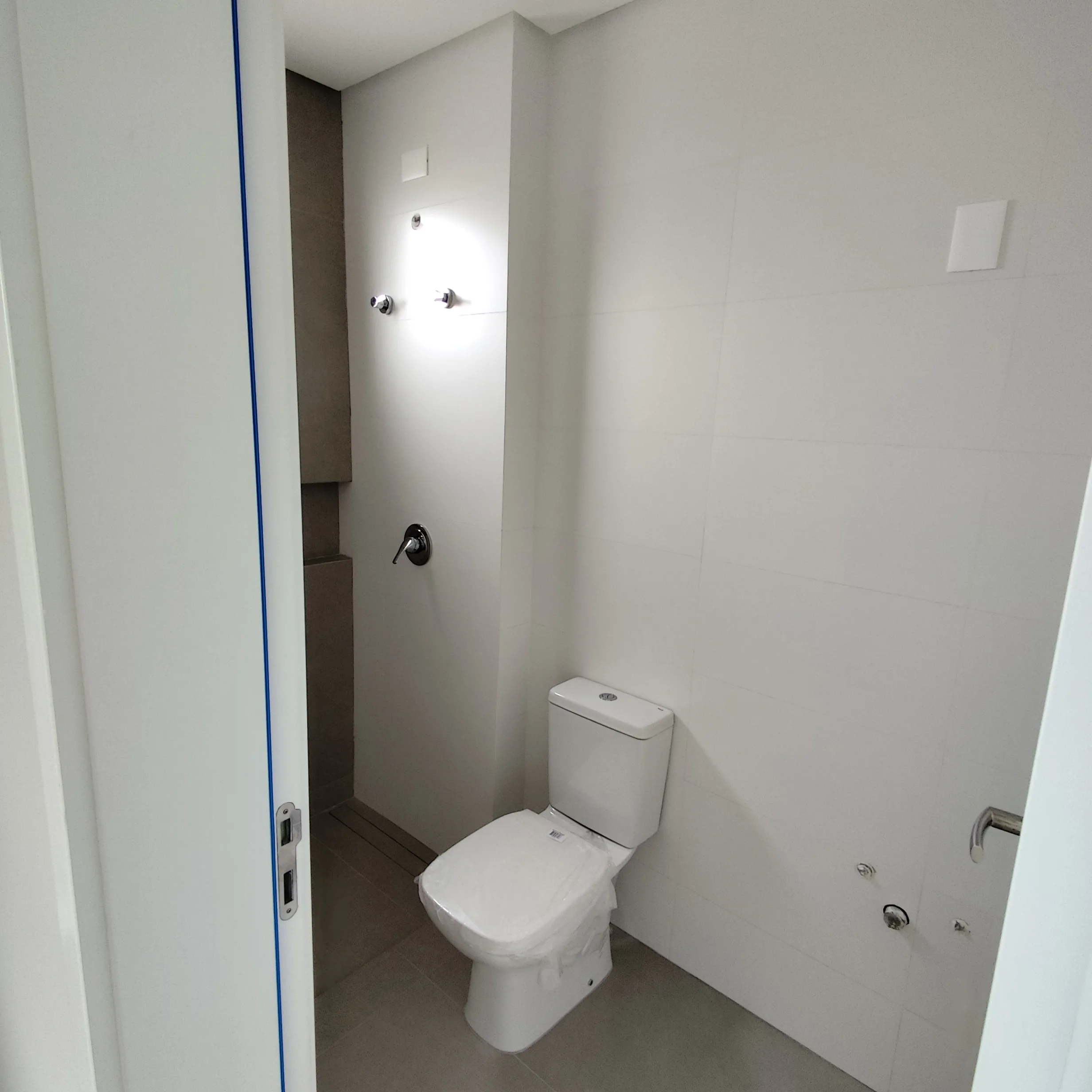 Premium apartment with rooftop amenities and proximity to the beach in Ingleses Florianópolis
