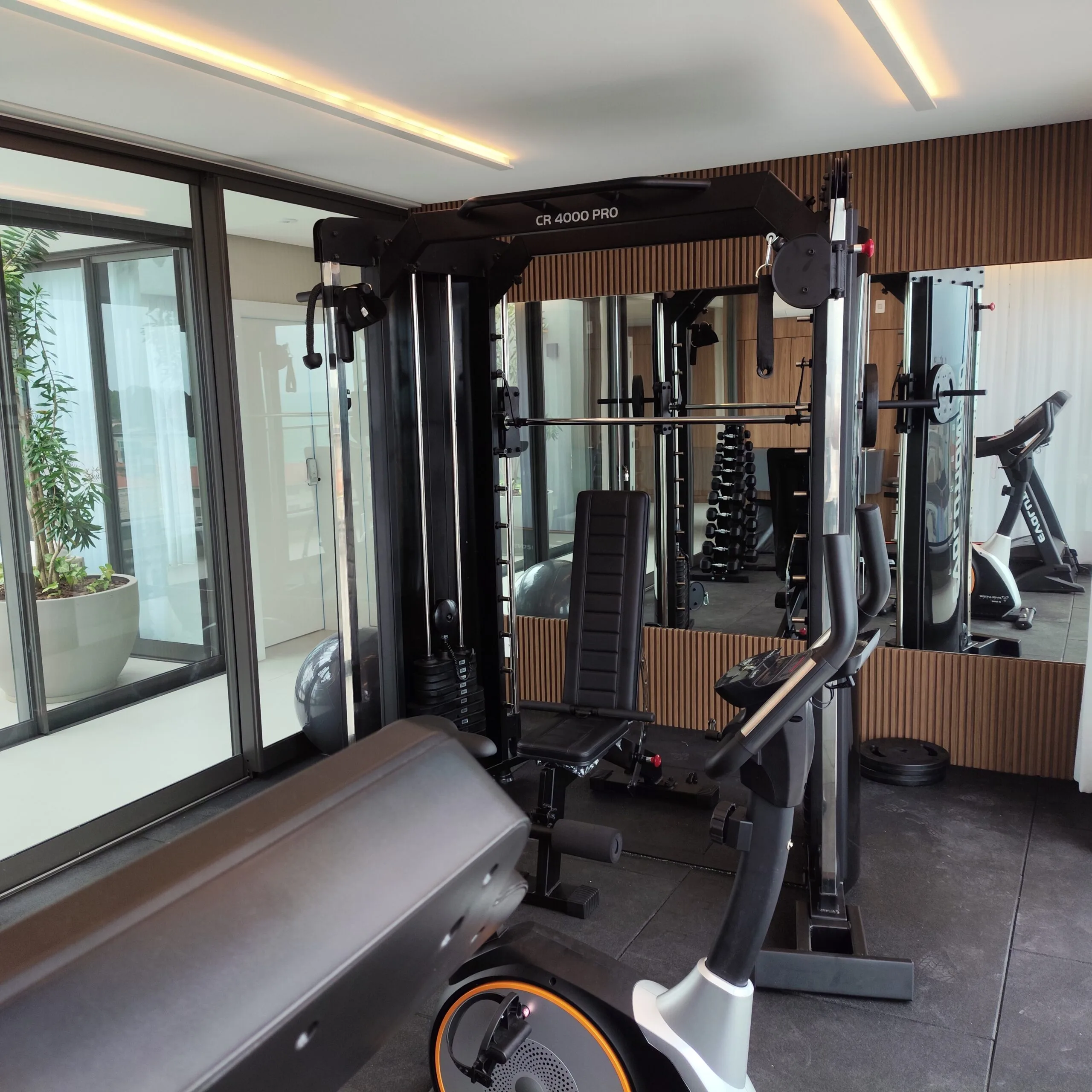 Premium apartment with rooftop amenities and proximity to the beach in Ingleses Florianópolis