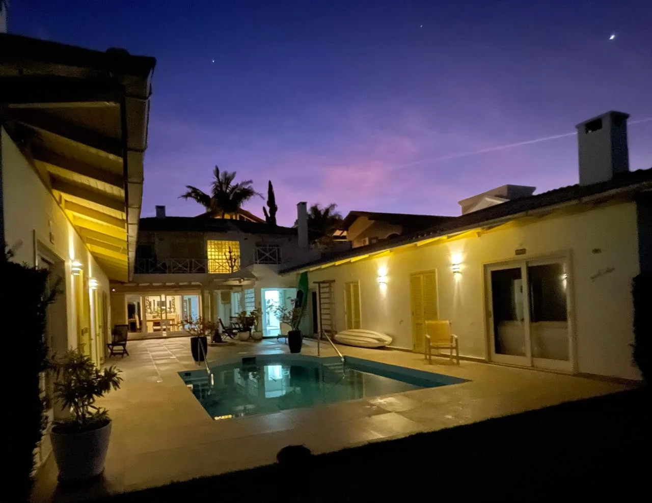 Casa 360°: Ultra-Luxury Waterfront Villa with Private Pier in Lagoa da Conceição