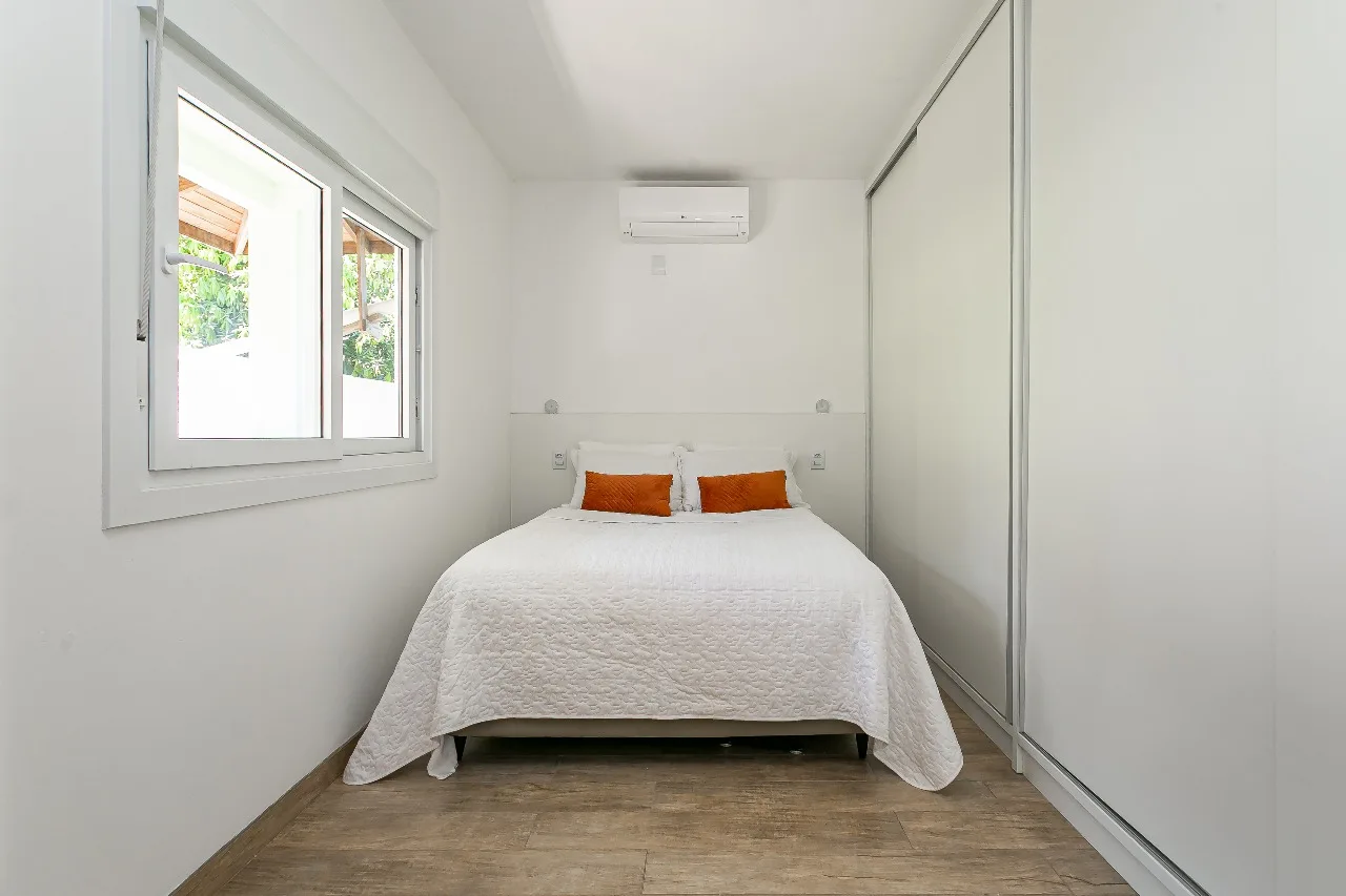 Premium Residence with Panoramic Ocean Views in Centro