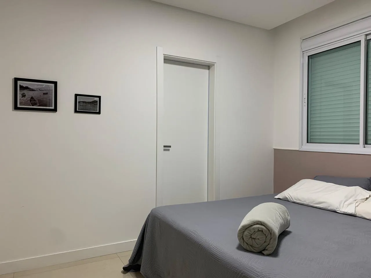 Praia do Canto: Ultra-Luxury Apartment with Beach Access in Itapema