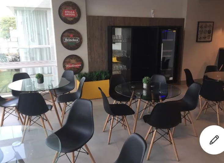 Praia do Canto: Ultra-Luxury Apartment with Beach Access in Itapema