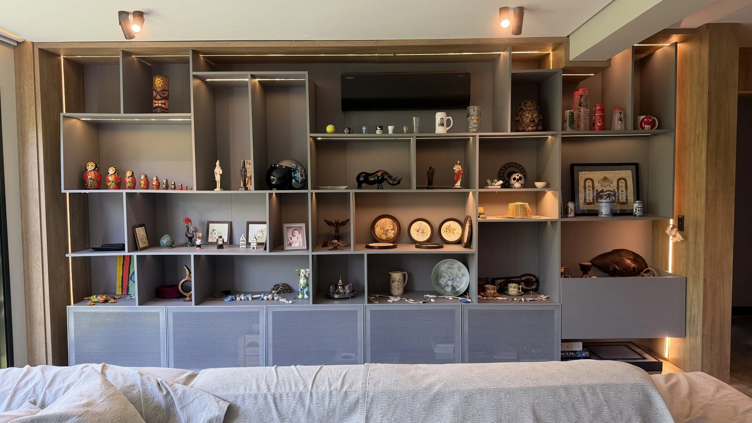 Gamboa Oceanfront: Luxury House with Permanent Sea Views in Florianópolis