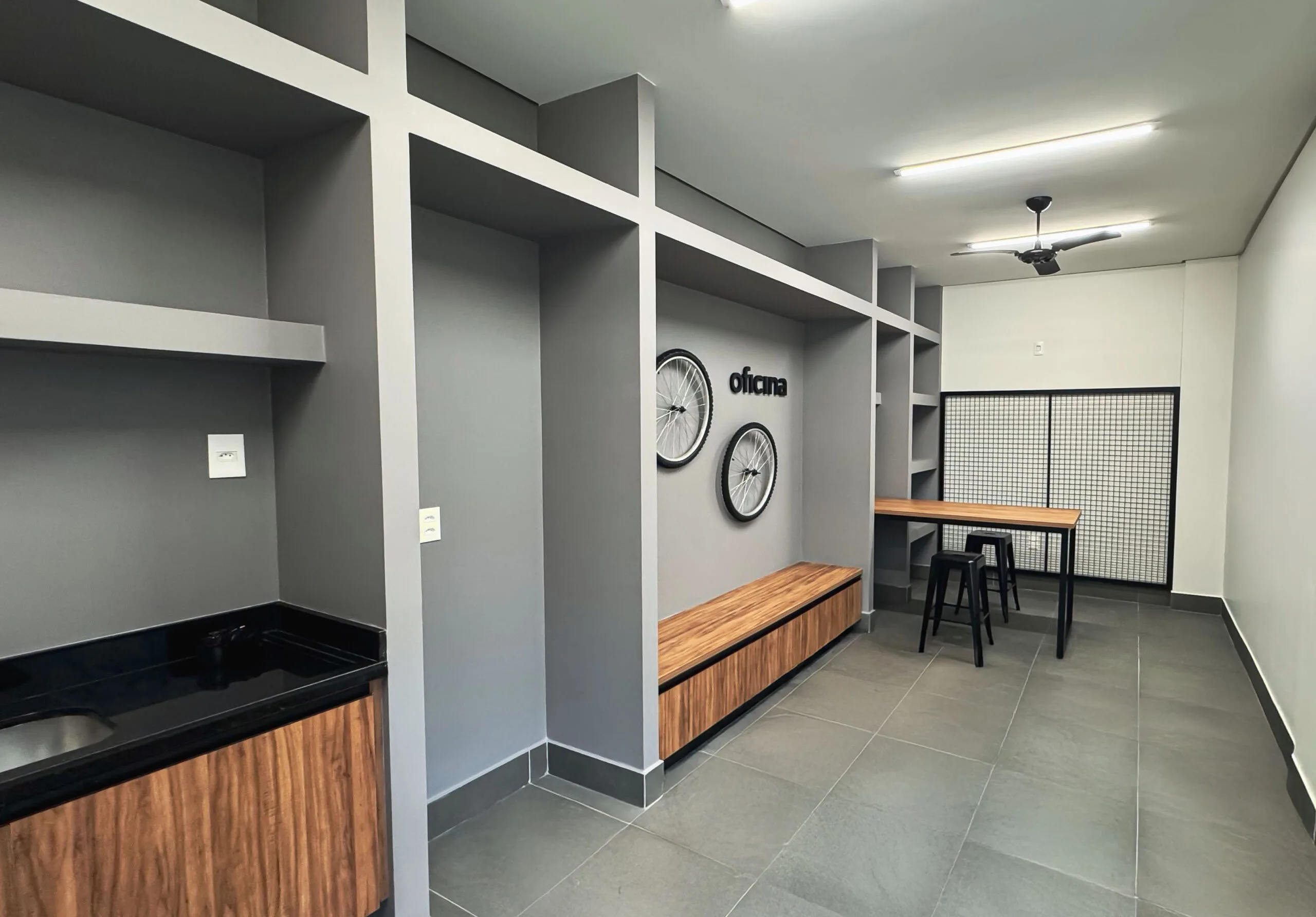 PIATTO Cacupé: Luxury Residence with Waterfront Access in Florianópolis