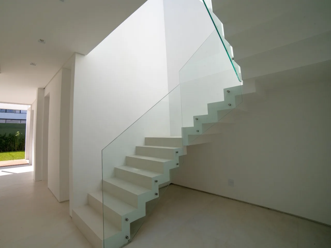 Red Park: Luxury House with Winter Garden in Florianópolis