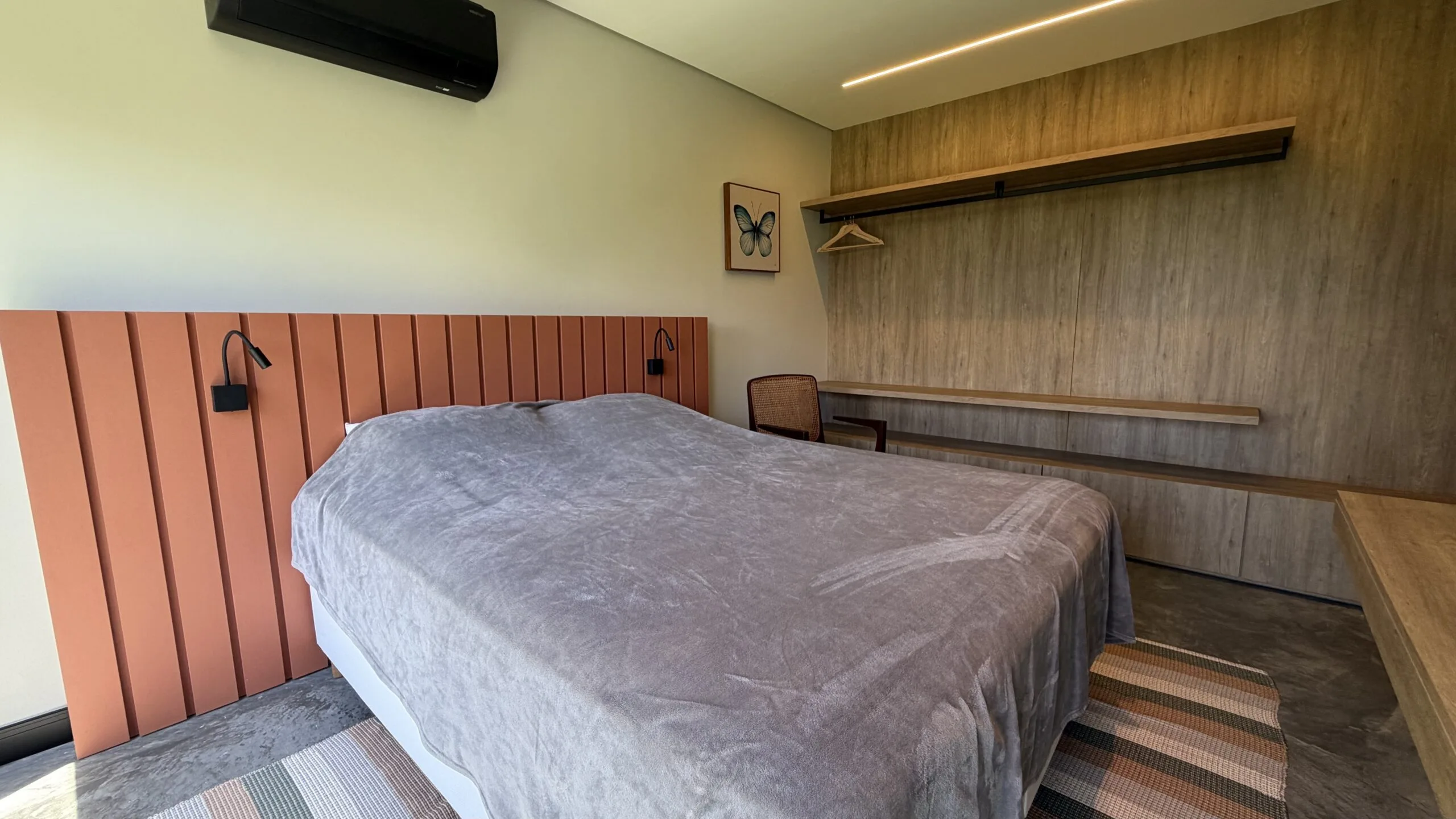 Gamboa Oceanfront: Luxury House with Permanent Sea Views in Florianópolis