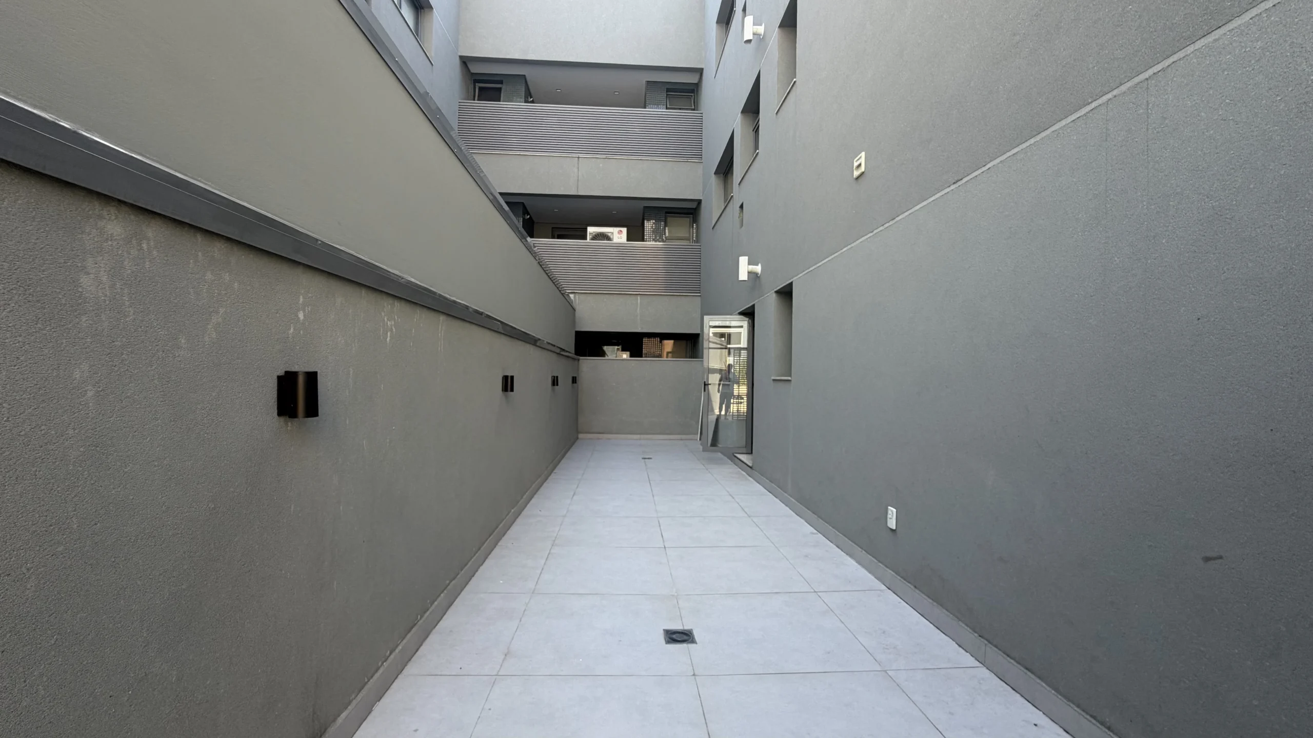 Miragio Cacupé: Luxury beautifully furnished Garden Apartment in Florianópolis