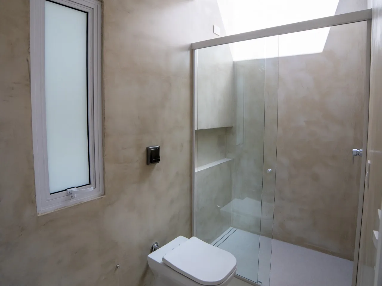 Red Park: Luxury House with Winter Garden in Rio Vermelho