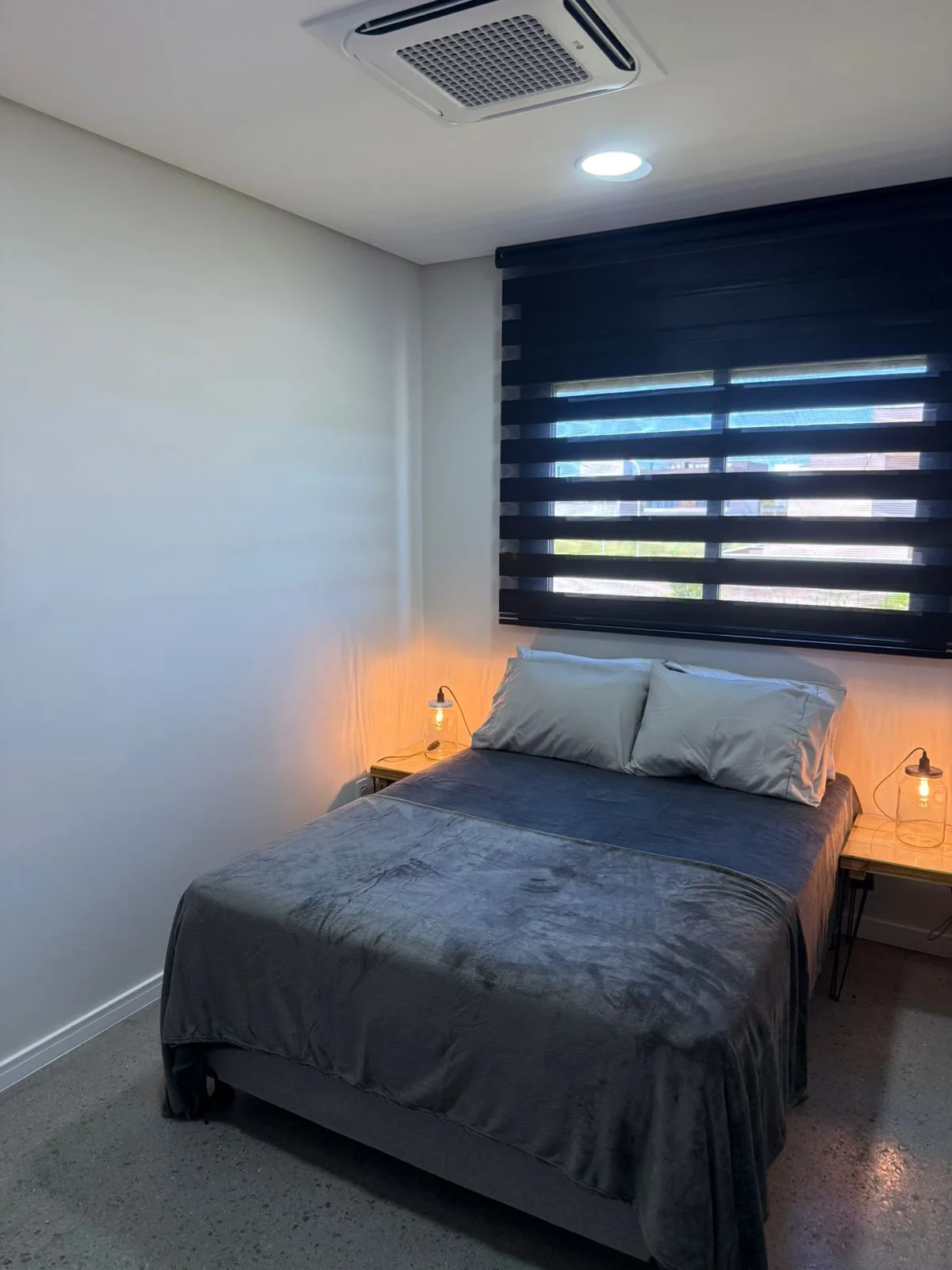 Jardim Campeche: Premium Townhouse with Solar Integration in Florianópolis