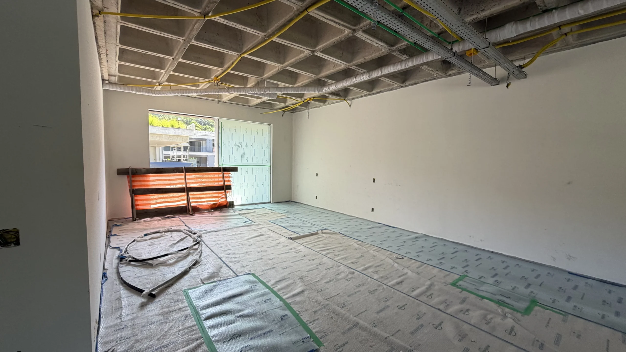 Exquisite Residence with Private Elevated Garden in Lagoa da Conceição