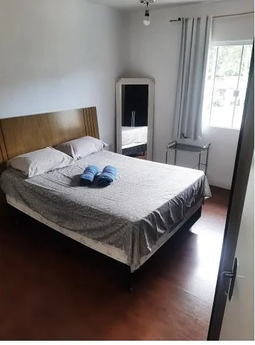 Refined Residence with Private Masonry Pool in Rio Vermelho