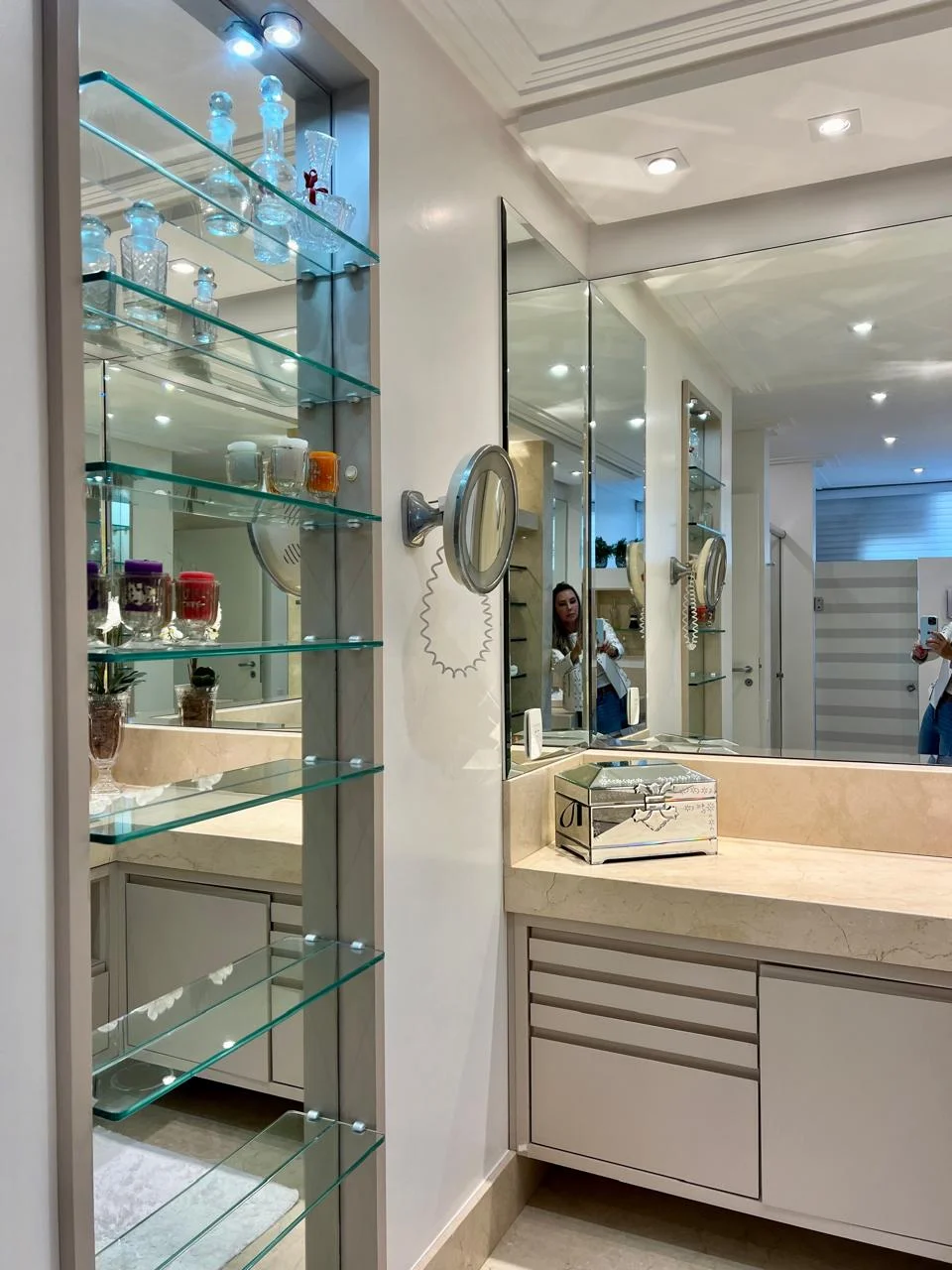 Exquisite Penthouse with Private Rooftop Spa in Joao Paulo Florianópolis