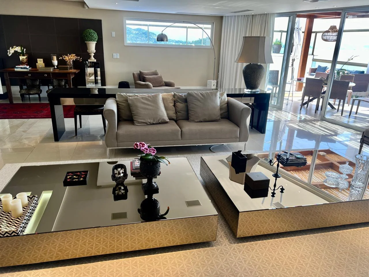 Exquisite Penthouse with Private Rooftop Spa in Joao Paulo Florianópolis