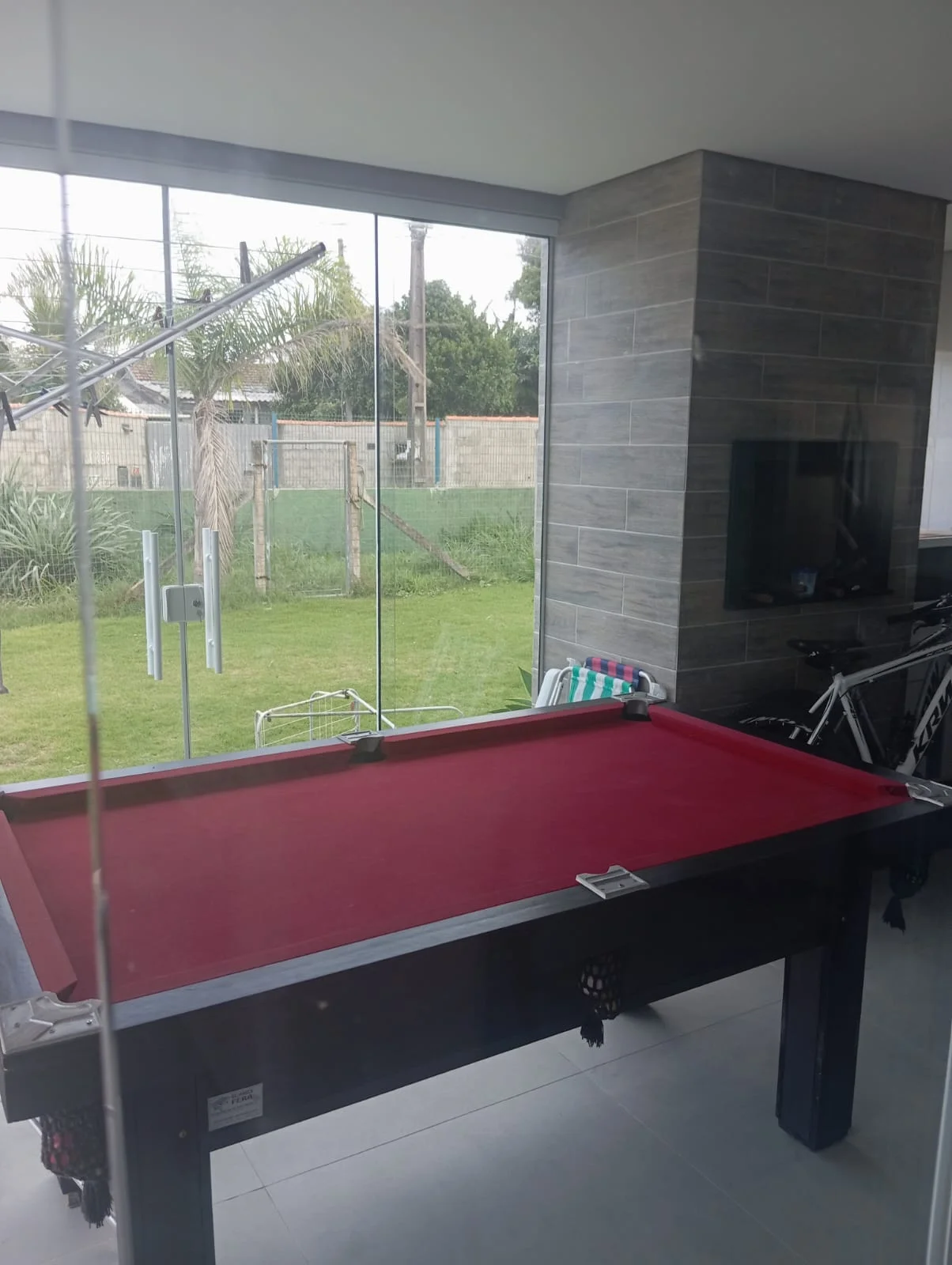 Refined Coastal Residence with Private Winter Garden at Condominío Ilha de Avoredo in Rio Vermelho