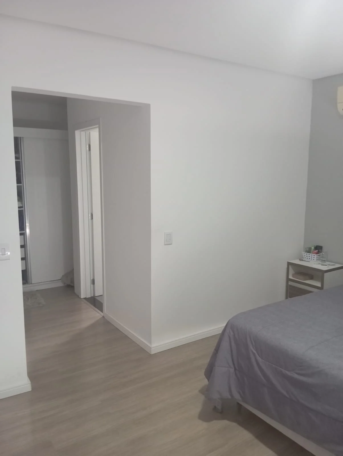 Refined Coastal Residence with Private Winter Garden at Condominío Ilha de Avoredo in Rio Vermelho