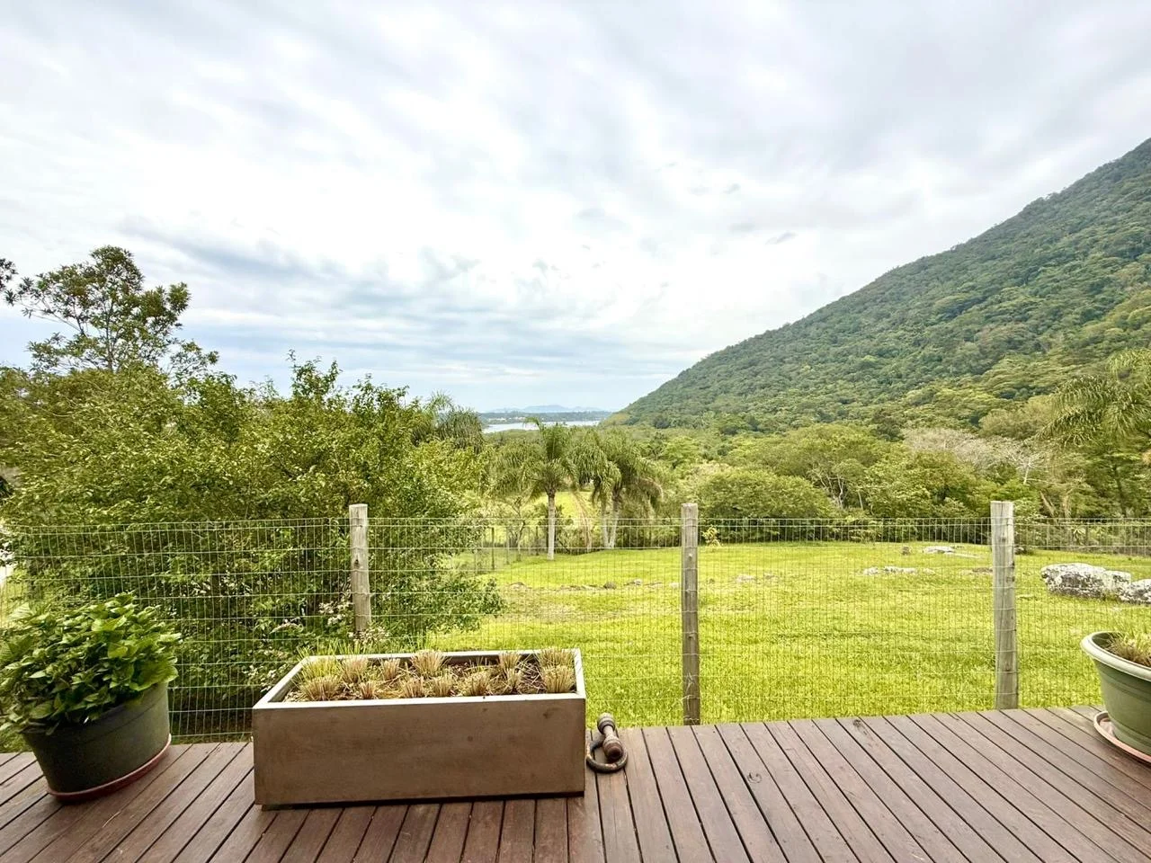 Exquisite Estate with Private Lagoon Access in Rio Vermelho